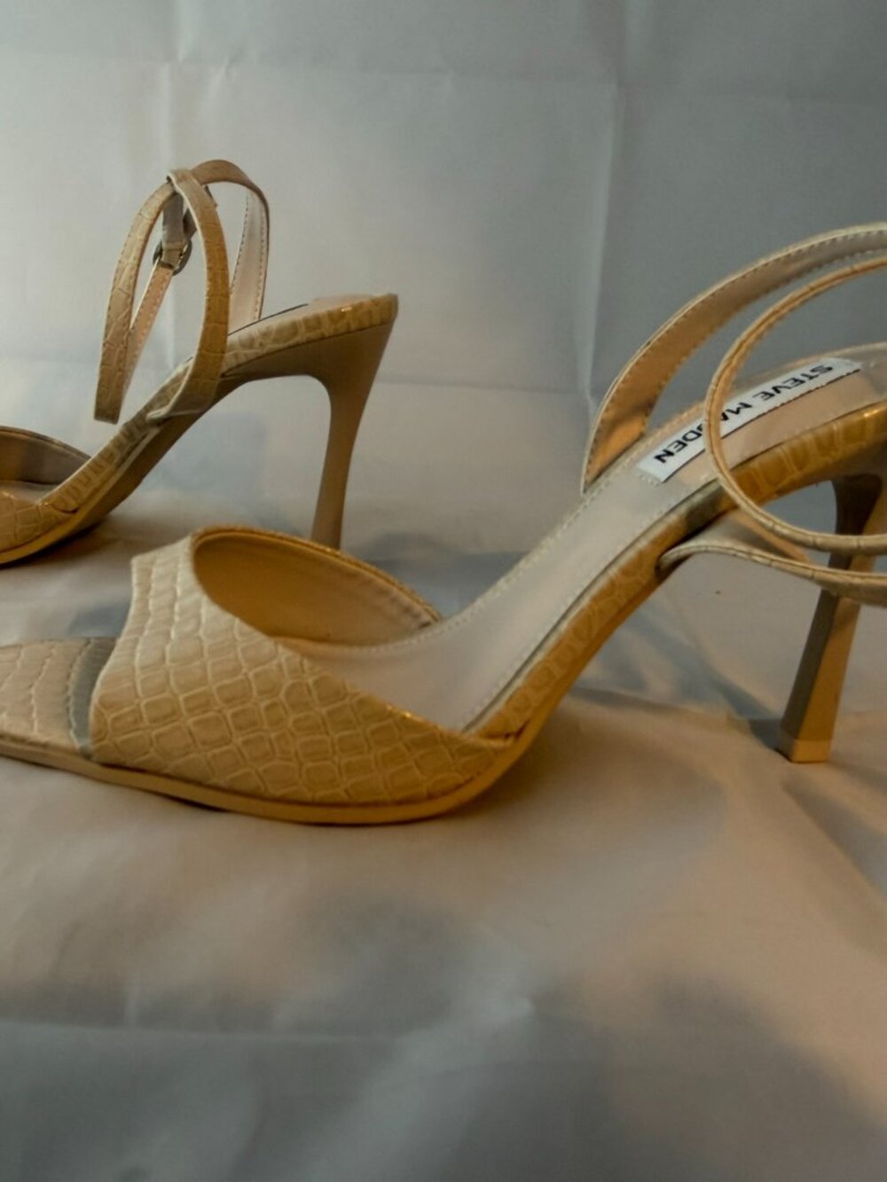 STEVE MADDEN Presten Ankle Strap Sandals, Beige Lizard Size Women 10 M NEW